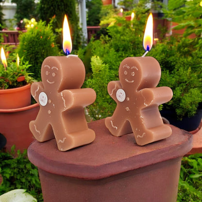 Divas World Gingerbread Man Candles - Festive Holiday Decoration (PACK OF 2)