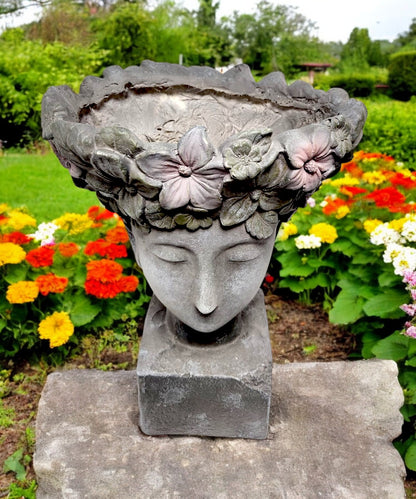 Petal-Shaped Cement Planter Floral Head Sculpture Pot Indoor & Outdoor Decorative Planter