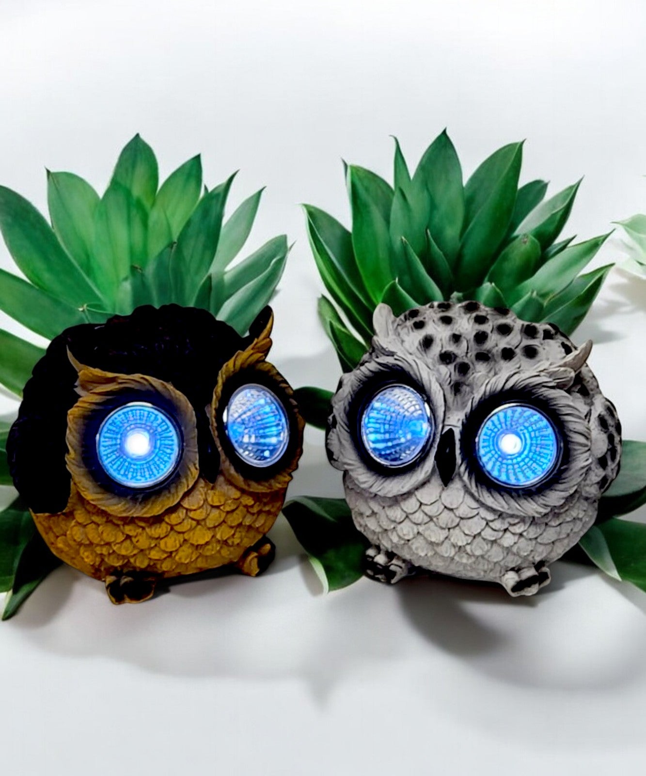 Pack of 2 Solar Owl Garden Ornaments – White & Brown LED Eyes 8cm Outdoor Decorative Lights