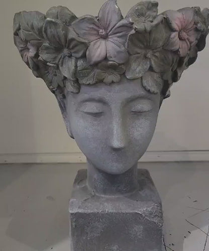 Petal-Shaped Cement Planter Floral Head Sculpture Pot Indoor & Outdoor Decorative Planter